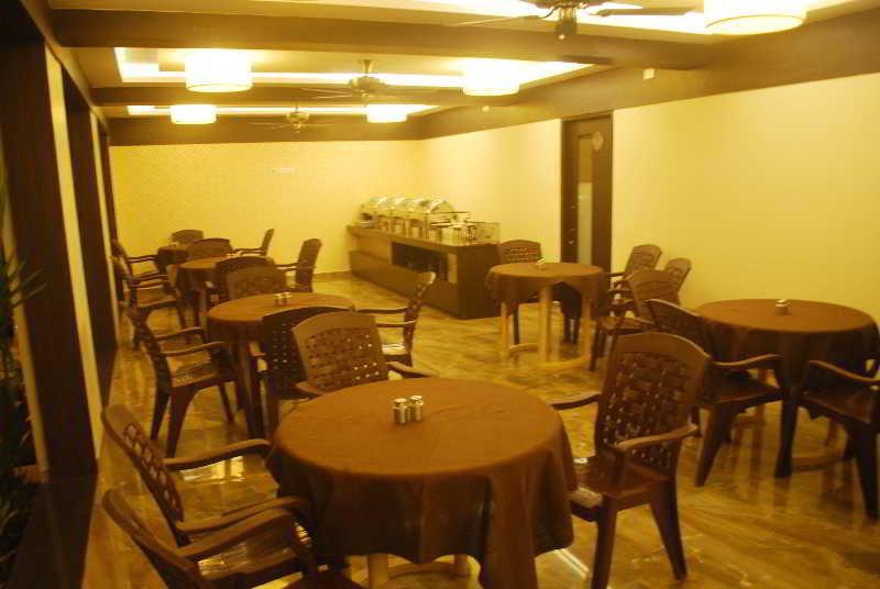 Resort De Crossroads Calangute Luaran gambar