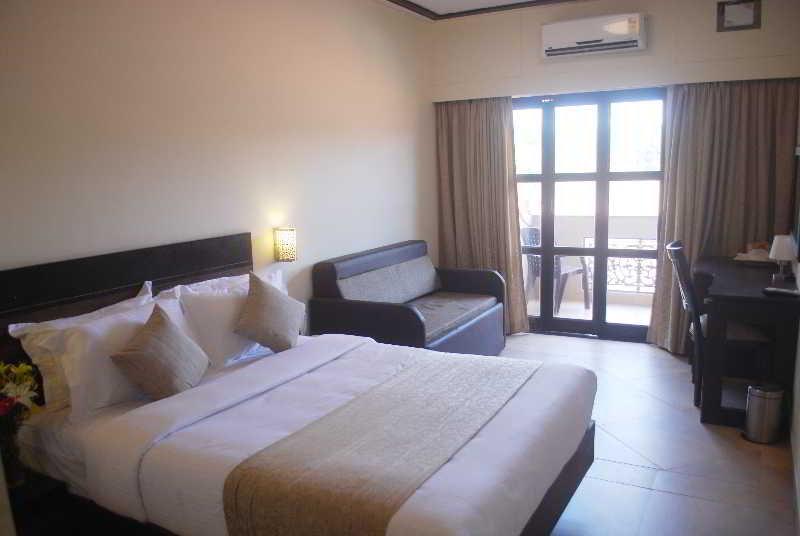 Resort De Crossroads Calangute Luaran gambar